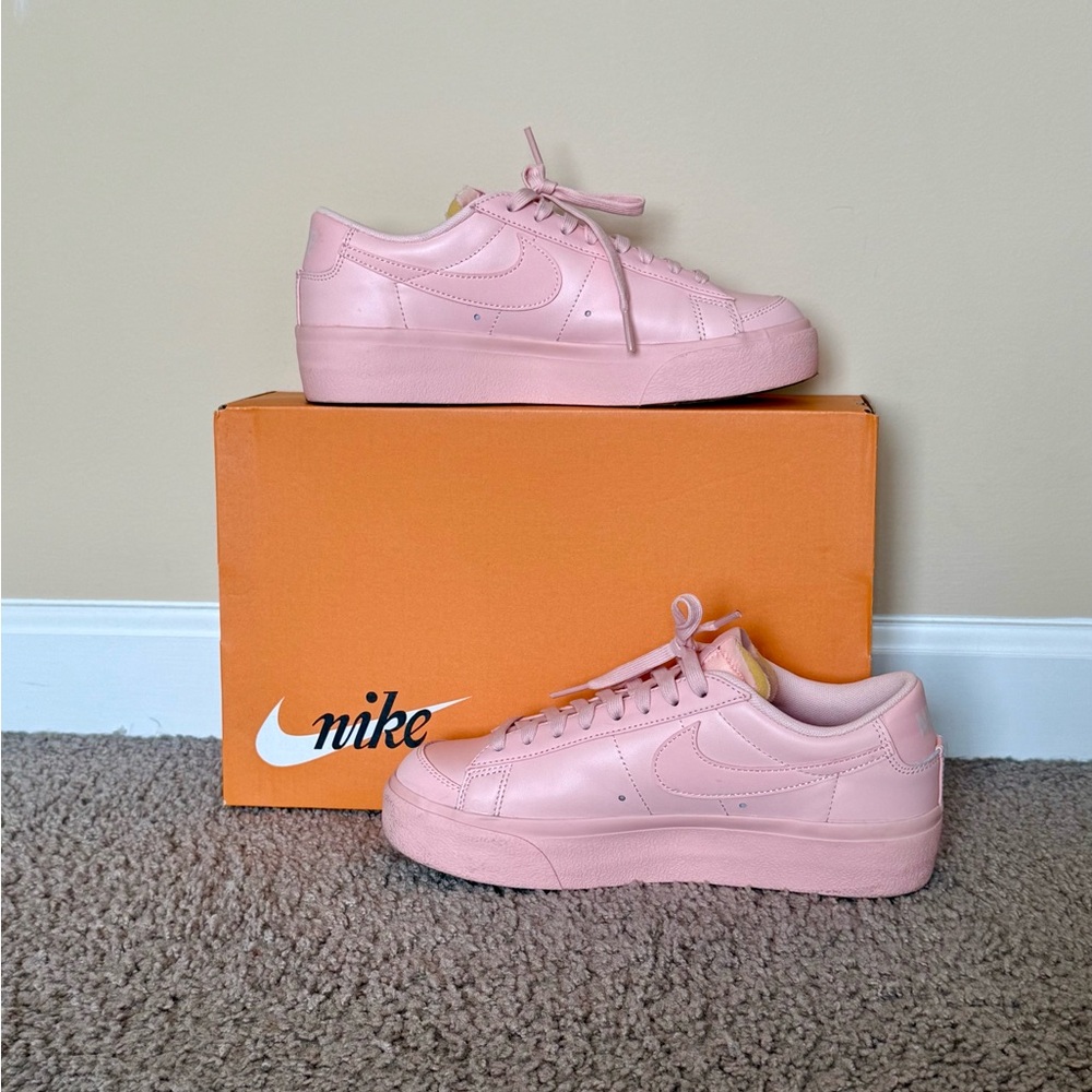 Nike Blazer Low Platform - Picture 2 of 6